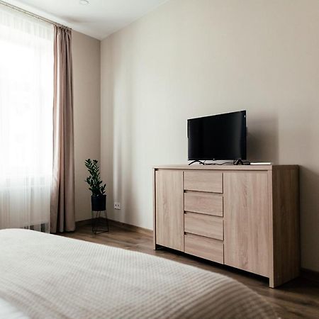 Lara Apartament 3 Leilighet Lviv Eksteriør bilde