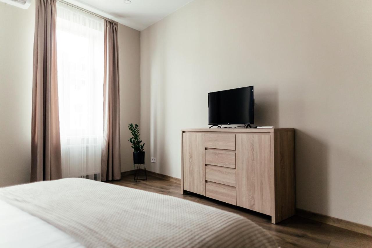 Lara Apartament 3 Leilighet Lviv Eksteriør bilde